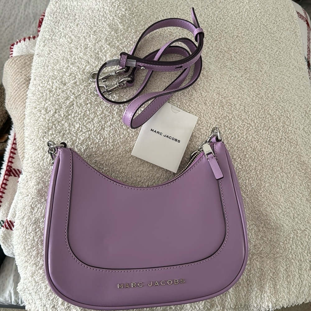 NWOT Marc Jacob’s lavender shoulder/crossbody bag!